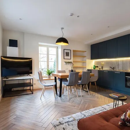 Pilies Street Exclusive By Reside Baltic Vilnius